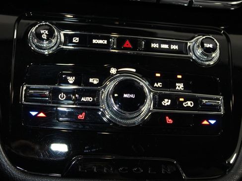 Used 2022 Lincoln Corsair FWD image 44