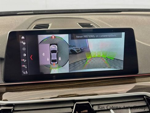 Used 2019 BMW 530i xDrive w/ Premium Package AWD/4WD image 14