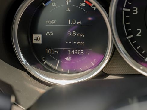 Used 2019 MAZDA MX-5 Miata RF Grand Touring image 3