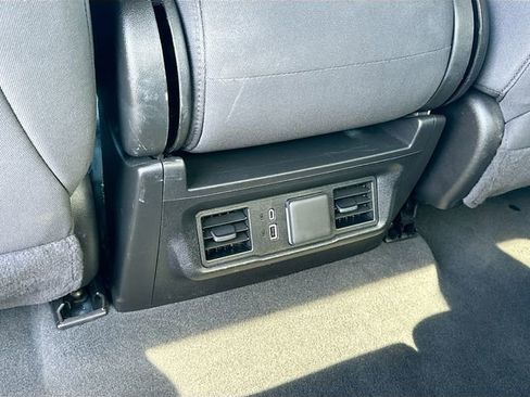 Used 2025 Chevrolet Silverado 1500 LT image 25