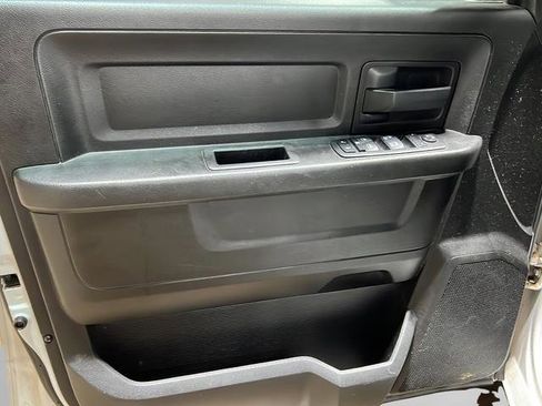 Used 2019 RAM 1500 Express w/ Express Value Package image 34