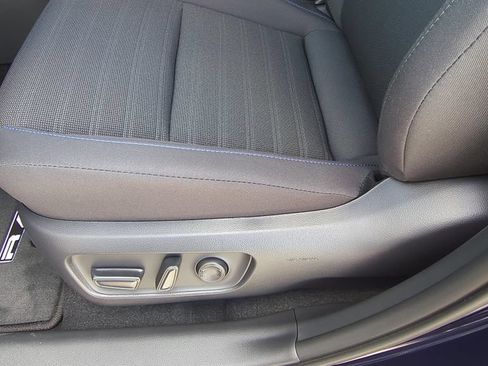 Used 2026 Toyota RAV4 SE AWD/4WD image 17