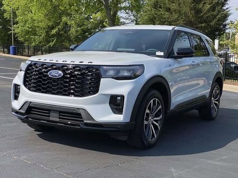 New 2026 Ford Explorer ST-Line RWD image 6