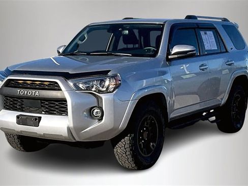 Used 2021 Toyota 4Runner SR5 Premium image 2
