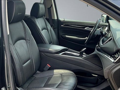 Used 2020 Buick Enclave Avenir w/ Avenir Technology Package AWD/4WD image 30