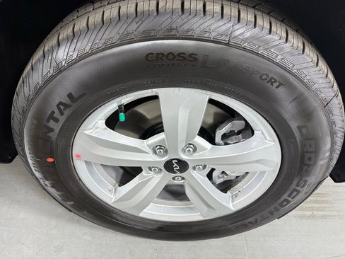 New 2026 Kia Sorento LX image 10