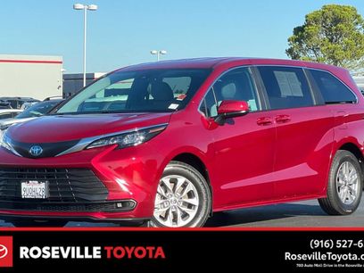 Certified 2025 Toyota Sienna LE