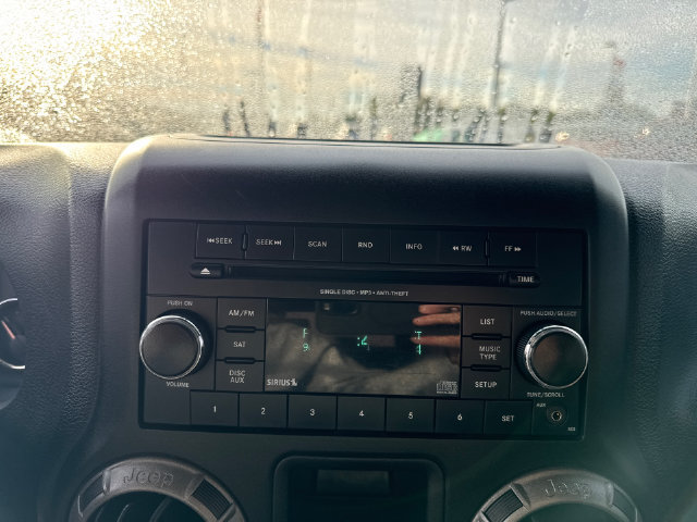 Used 2015 Jeep Wrangler Sport AWD/4WD image 18