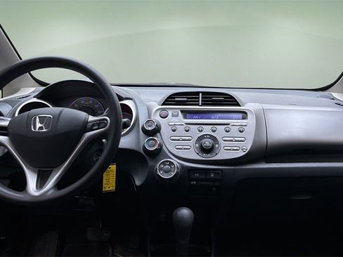 Used 2013 Honda Fit image 18