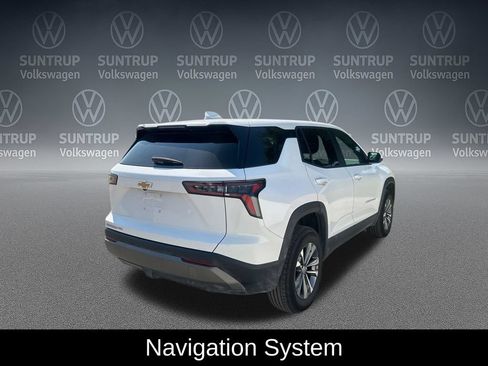 Used 2025 Chevrolet Equinox LT AWD/4WD image 6