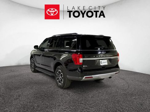 Used 2024 Ford Expedition XLT image 5