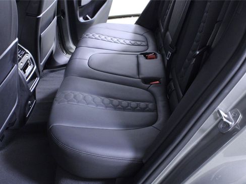 Used 2022 BMW X5 M w/ Executive Package AWD/4WD image 11