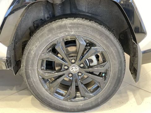 Used 2023 Toyota RAV4 SE image 13