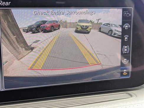 Used 2018 Mercedes-Benz S 560 Sedan image 17