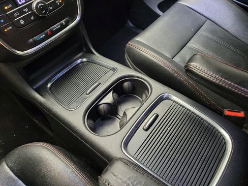 Used 2019 Dodge Grand Caravan GT FWD image 26