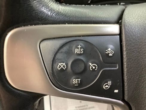 Used 2020 GMC Yukon XL Denali w/ Denali Premium Package image 16