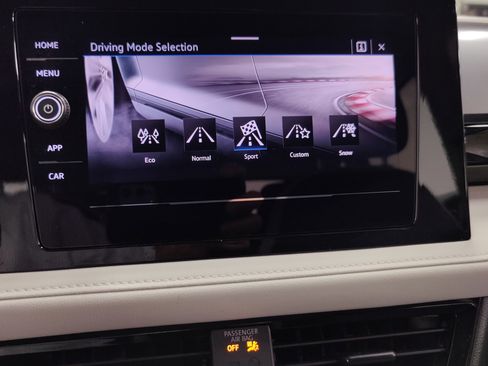 Used 2025 Volkswagen Taos S AWD/4WD image 20
