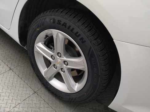 Used 2024 Chevrolet Malibu LS FWD image 31