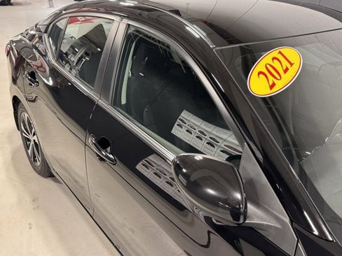 Used 2022 Nissan Sentra SV w/ All-Weather Package image 5