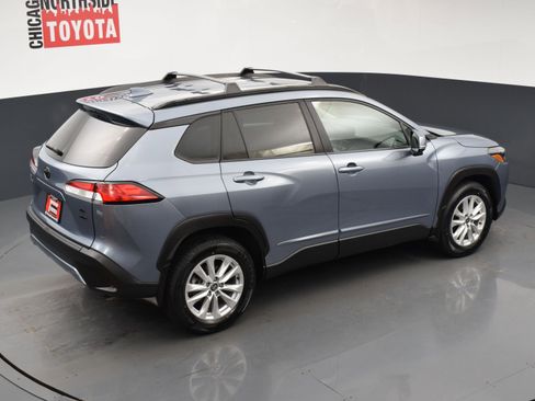 Used 2023 Toyota Corolla Cross LE w/ Moonroof Package AWD/4WD image 21