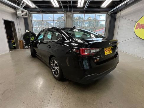 Used 2020 Subaru Legacy Premium w/ Popular Package #1 AWD/4WD image 3