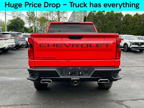 Used 2024 Chevrolet Silverado 1500 LT Trail Boss w/ Convenience Package II AWD/4WD image 3