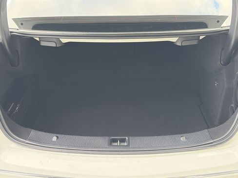 Used 2013 Mercedes-Benz E 350 Coupe image 29