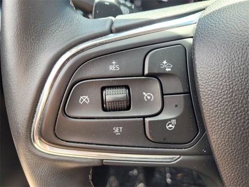 Used 2023 Buick Envision Essence image 28