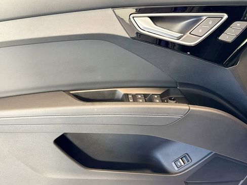 Used 2024 Audi Q4 e-tron Premium w/ Convenience Package image 16