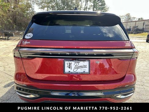 New 2026 Lincoln Nautilus Reserve image 6