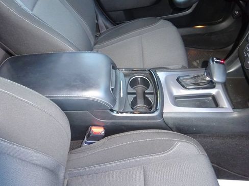 Used 2021 Dodge Charger SXT w/ Blacktop Package RWD image 17