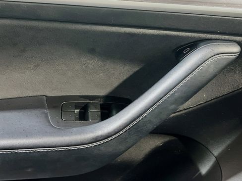 Used 2021 Tesla Model 3 Standard Range Plus RWD image 14