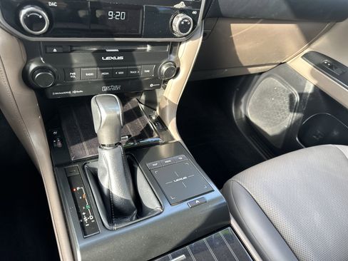 Used 2022 Lexus GX 460 Premium image 19