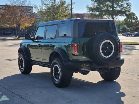 Used 2022 Ford Bronco Badlands image 7