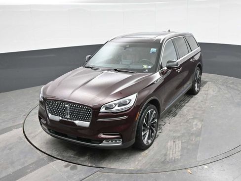 Used 2020 Lincoln Aviator Reserve w/ Equipment Group 202A AWD/4WD image 30