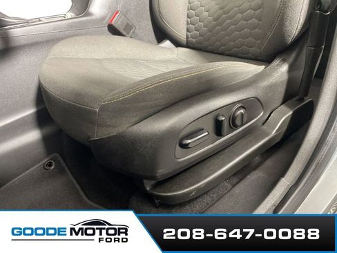 Used 2021 Chevrolet Equinox LT AWD/4WD image 11