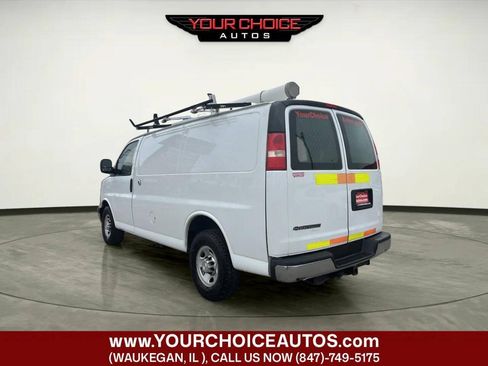 Used 2014 Chevrolet Express 2500 RWD image 5