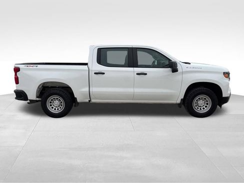 Used 2024 Chevrolet Silverado 1500 W/T w/ Trailering Package AWD/4WD image 8