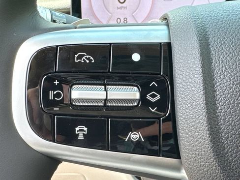 New 2026 Genesis GV70 2.5T Advanced AWD/4WD image 25