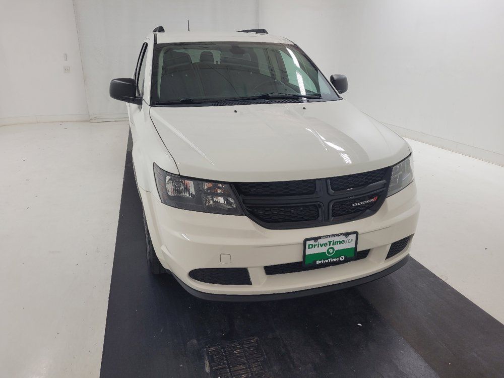 Used 2020 Dodge Journey SE w/ SE Popular Equipment Group FWD image 14
