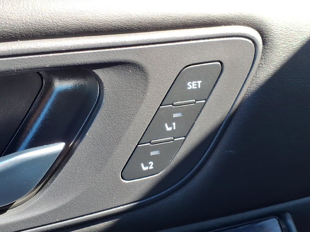 Certified 2023 Nissan Rogue SL w/ SL Premium Package AWD/4WD image 19