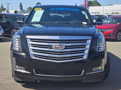 Used 2020 Cadillac Escalade ESV Platinum AWD/4WD image 2