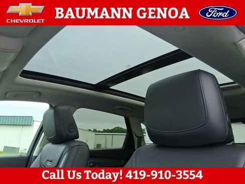 Used 2017 Cadillac XT5 Luxury w/ Driver Awareness Package AWD/4WD image 17