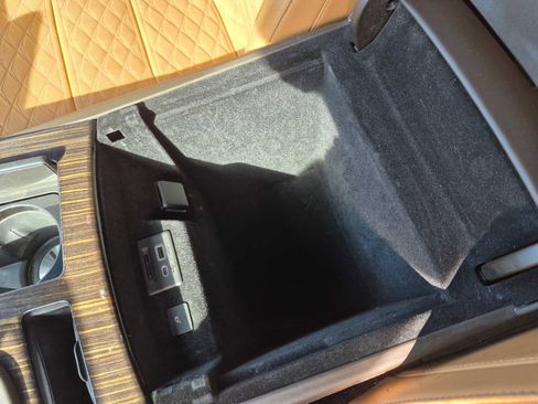 Used 2021 Cadillac Escalade ESV Premium Luxury w/ Driver Assist Tech Package image 27