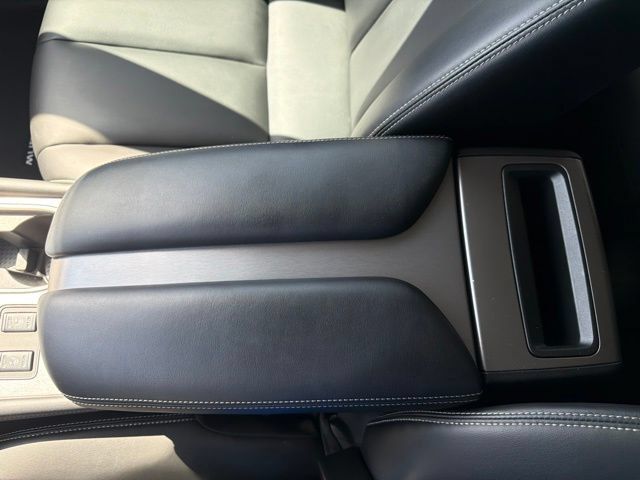 Used 2024 Nissan Murano SV FWD image 16