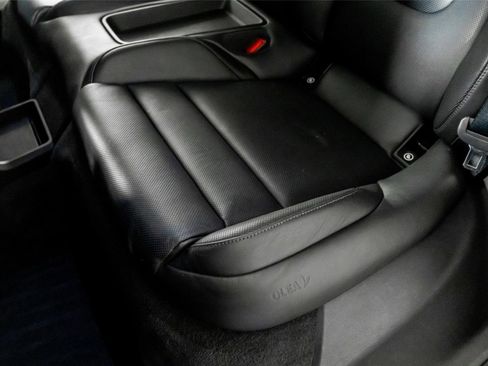 Used 2020 Porsche Taycan Turbo S w/ Premium Package image 24