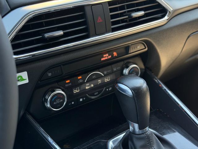 Used 2016 MAZDA CX-9 Touring FWD image 10
