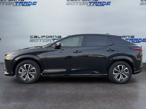 Used 2023 Lexus RZ 450e Premium w/ Technology Package image 8
