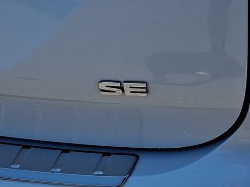 Used 2022 Mitsubishi Outlander SE AWD/4WD image 36