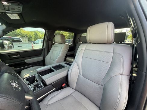 Used 2026 Toyota Tundra Limited AWD/4WD image 21
